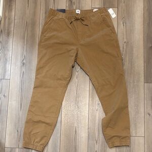 GAP Men's Brown Jogger Pants